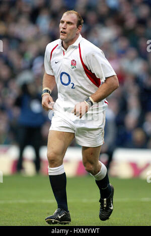 LAWRENCE DALLAGLIO ENGLAND & WASPS RU TWICKENHAM LONDON ENGLAND 09 November 2002 Stock Photo