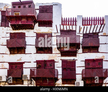 Old Arabian wooden windows on the historical building in Al-balad, Jeddah Stock Photo
