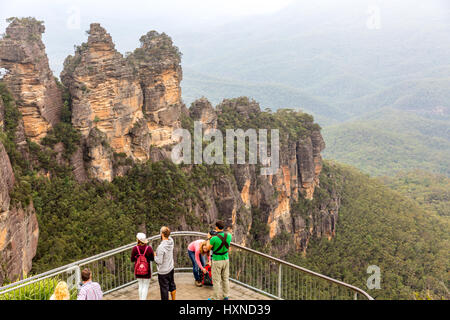 Famous Three Sisters rock formation in Jamison valley in the Blue mountains national park, viewed from Echo Point Katoomba ,New south Wales, Australia Stock Photo