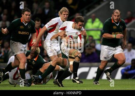 JOE WORSLEY ENGLAND V SOUTH AFRICA RU TWICKENHAM MIDDLESEX ENGLAND 25 November 2006 Stock Photo