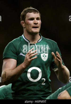 DONNACHA RYAN IRELAND SHANNON/MUNSTER IRELAND & SHANNON/MUNSTER TWICKENHAM MIDDLESEX ENGLAND 17 March 2012 Stock Photo