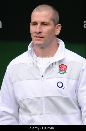 STUART LANCASTER ENGLAND RU HEAD COACH ENGLAND RU HEAD COACH TWICKENHAM LONDON ENGLAND 24 November 2012 Stock Photo