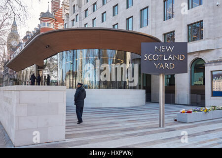 The New Scotland Yard headquarters on the Victoria Embankment in London, England United Kingdom UK Stock Photo