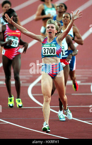 Интернетте аналармен порнофильмдерді қараңыз Дик пен шарларды соңына дейін сорыңыз