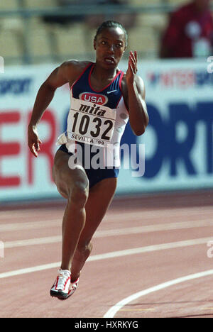 INGER MILLER 200 METRES 24 August 1999 Stock Photo