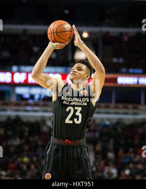 Florida, USA. 29th Mar, 2017. LOREN ELLIOTT | Times .Tampa Catholic star Kevin Knox puts up a jumper during the McDonald's All-American game at the United Center in Chicago, Ill., on Wednesday, March 29, 2017. Knox, a five-star recruit, is expected to commit in April to either Duke, Kentucky, North Carolina or Florida State. Credit: Loren Elliott/Tampa Bay Times/ZUMA Wire/Alamy Live News