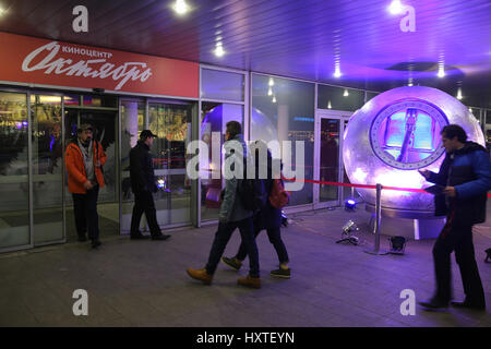 Moscow, Russia. 29th Mar, 2017. People and art installation at the premiere of Dmitry Kiselyov's film 'The Spacewalker' at the entarance of Karo 11 Oktyabr movie theater. Credit: Victor Vytolskiy/Alamy Live News Stock Photo