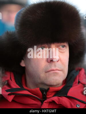 Alexandra Land, Russia. 29th Mar, 2017. Russian Prime Minister Dmitry Medvedev wearing winter polar gear during a visit to Alexandra Land March 29, 2017 in Franz Josef Land archipelago, Russia. Medvedev joined President Vladimir Putin in visiting the remote arctic islands to promote Russian claims to the regions natural resources. Credit: Planetpix/Alamy Live News Stock Photo