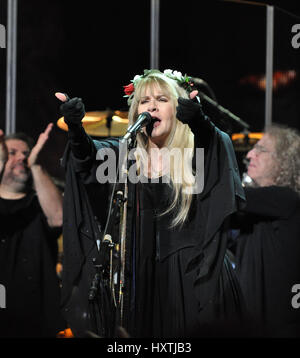 Charlottesville, Va, USA. 25th Mar, 2017. STEVIE NICKS performing at the John Paul Jones Arena as part of her 24 Karat Gold Tour Credit: Tina Fultz/ZUMA Wire/Alamy Live News Stock Photo