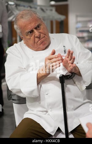 Albert Roux at Grimsby Institute Stock Photo