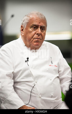 Albert Roux at Grimsby Institute Stock Photo