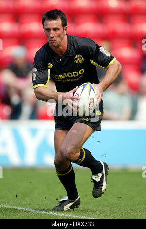 PAUL SCULTHORPE ST HELENS RLFC JJB STADIUM WIGAN 18 April 2003 Stock Photo