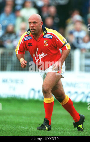 STEELE RETCHLESS LONDON BRONCOS RLFC 20 March 1999 Stock Photo - Alamy