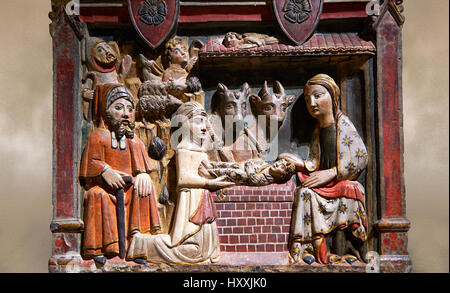 Gothic painted bas-relief of the Nativity by Master of Albesa, 14th century. Crypt of Sant Pere d'Àger (Noguera). MNAC inv no: 017342-000 Stock Photo