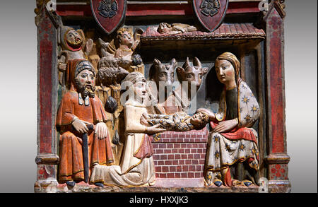 Gothic painted bas-relief of the Nativity by Master of Albesa, 14th century. Crypt of Sant Pere d'Àger (Noguera). MNAC inv no: 017342-000 Stock Photo