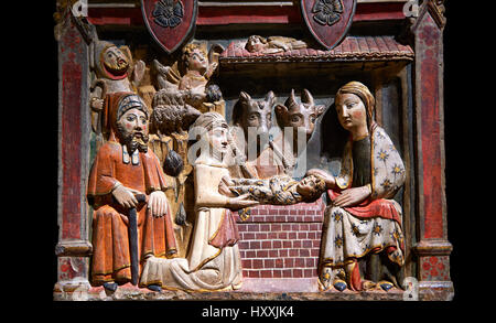 Gothic painted bas-relief of the Nativity by Master of Albesa, 14th century. Crypt of Sant Pere d'Àger (Noguera). MNAC inv no: 017342-000 Stock Photo