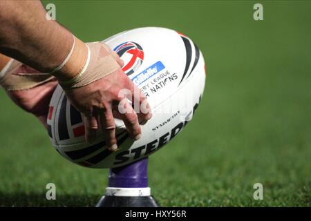 RUGBY LEAGUE MATCH BALL GILLETTE FOUR NATIONS KEEPMOAT STADIUM DONCASTER ENGLAND 23 October 2009 Stock Photo