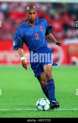 MICHAEL REIZIGER HOLLAND & FC BARCELONA 16 June 2000 Stock Photo