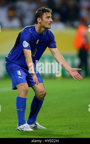 FRANCESCO TOTTI ITALY & AS ROMA WORLD CUP DORTMUND GERMANY 04 July 2006 Stock Photo