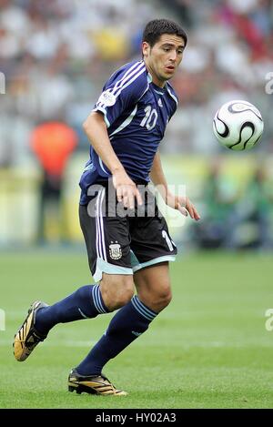 JUAN RIQUELME ARGENTINA & VILLARREAL WORLD CUP BERLIN GERMANY 30 June 2006 Stock Photo