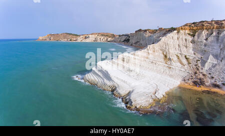 White, rocky cliffs of Scala dei Turchi on the southern coast of Sicily, overlooking Mediterranean sea . Stock Photo