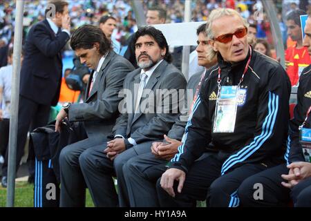 DIEGO MARADONA ARGENTINA COACH ARGENTINA COACH ELLIS PARK JOHANNESBURG SOUTH AFRICA 12 June 2010 Stock Photo