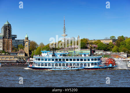 Mississippi steamboat Louisiana star before the Saint Pauli Landungsbr?cken in Hamburg, Germany, Europe, Mississippidampfer Louisiana Star vor den St. Stock Photo