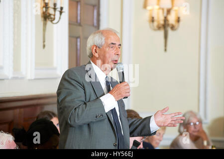 Tom Bower on Broken Vows: Tony Blair at the Oldie Literary Lunch 11-10-16,  – Stock Photo