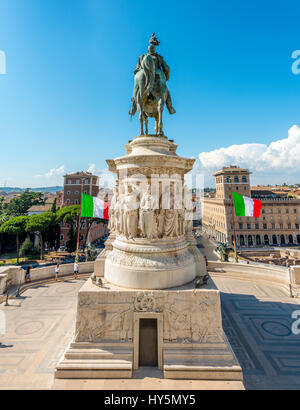 Statua equestre di Vittorio Emanuele II, equestrian statue, Monumento Nazionale a Vittorio Emanuele II, Vittoriano, Altare della Stock Photo