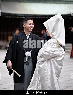 Japan, Honshu island, Kanto, Tokyo, wedding at Meiji jingu shrine. Stock Photo