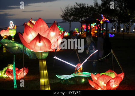 USA Florida Boca Raton Festival Flea Market Mall Traditions Judaica Stock Photo - Alamy