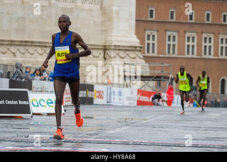 Rome, Italy. 02nd Apr, 2017. Ruto Dominic Kipngetich (2nd place) during the 23rd edition of the Maratona di Roma (Rome Marathon), an annual IAAF (International Association of Athletics Federations) marathon competition hosted by the city of Rome, Italy on April 02, 2017. Sixteen thousand runners from 131 countries take part in the 23rd Marathon of Rome which has a distance of total length of 42,195 kilometers. Credit: Giuseppe Ciccia/Pacific Press/Alamy Live News Stock Photo