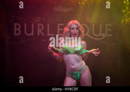 Sandy Sure performing. 'Rebirth of Burlesque' at Hoxton Hall is the official preview show to Chaz Royal's International London Burlesque Festival which takes place from 18 to 28 May 2017. The Rebirth of Burlesque show starred winners from the 2016 World Burlesque Games and Special Guests. Stock Photo