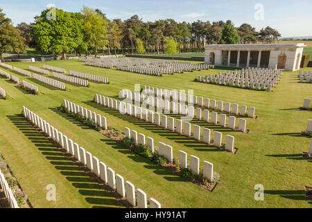 Canadian Cemetery No.2, Neuville-St.Vaast, France. Nearly 3,000, 1914-18 war casualties are commemorated in this site. Stock Photo