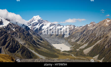 Panoramic view of Hooker valley, Mueller lake and Mt Cook, Southern Alps, New Zealand Stock Photo