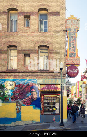 A view of the Eastern Bakery and an untitled mural by Francisco Aquino in Chinatown, San Francisco, California. Stock Photo