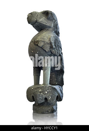 A Colossal statue of a Bird of Prey excavated in the forecourt of a temple palace at Tell Halaf, Syria. Originally the bird statue had coloured stones Stock Photo