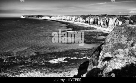 Atlantic coast between Yport and Étretat, Normany, France Stock Photo