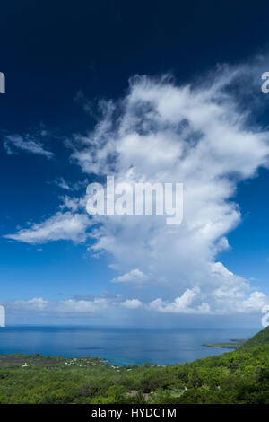 Cumulonimbus clouds over Kealakekua Bay, Hawaii Stock Photo