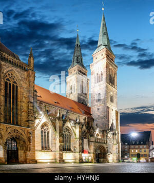 St. Lawrence church at night in Nuremberg, Germany Stock Photo