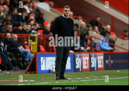 Charlton Athletic manager Karl Robinson on the touchline during the Sky Bet League One match at The Valley, London. Stock Photo