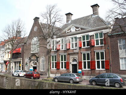 Gouda Museum in the 17th century Catharina Gasthuis building at Oosthaven canal, Gouda, Netherlands Stock Photo