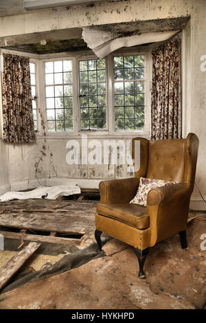 MALVERN, ENGLAND: A picture from inside the abandoned care home showing missing floorboards and peeling wallpaper. LOOK INSIDE the home where heroic nurse Florence Nightingale believed her life was saved upon returning to Britain from her service during the Crimean War. Pictures show the one time centre for ‘water cure’ treatment in Malvern, Malvernbury, which became a frequent stop for Florence Nightingale between 1857 and 1860 while she recovered from the effects of war which left her suffering severe anxiety and exertion. Another famous convert to Malvern’s water cure included Charles Darwi Stock Photo