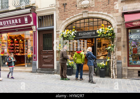 typical store for the sale of chocolate in the center of Brussels Stock Photo