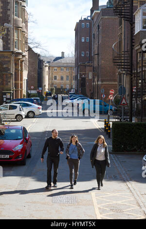 Cambridge Downing site -  Cambridge University students walking in the Downing site, a science site, Cambridge UK Stock Photo