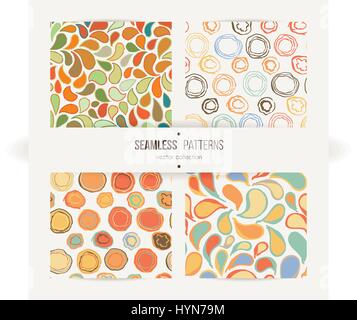 Abstract seamless set with petals and grunge rings. Stock Vector