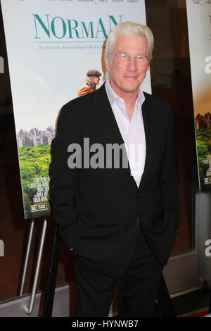 Los Angeles, USA. 05th Apr, 2017. Richard Gere 04/05/2017 The Los Angeles Premiere of 'Norman: The Moderate Rise and Tragic Fall of a New York Fixer' held at the Linwood Dunn Theater at The Pickford Center for Motion Picture Study in Los Angeles, CA Photo: Cronos/Hollywood News Stock Photo