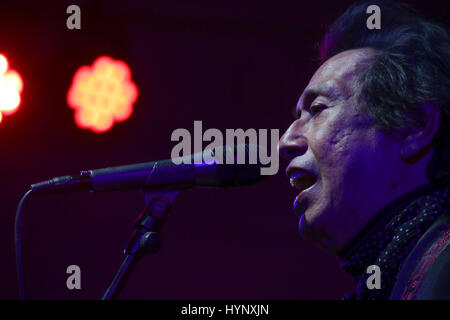 London, UK. 5th April, 2017. Alejandro Escovedo performing live on stage at Bush Hall in London. Photo date: Wednesday, April 5, 2017. Credit: Roger Garfield/Alamy Live News Stock Photo