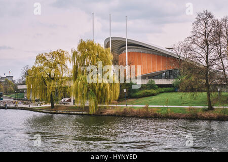 Berlin, Germany. 05th Apr, 2017. The exterior view of the 'House of World Cultures', on April 5, 2017. Photo: picture alliance/Robert Schlesinger | usage worldwide/dpa/Alamy Live News Stock Photo