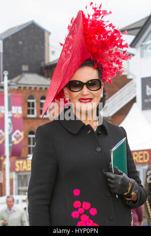 Liverpool, Merseyside, UK. 6th Apr, 2017. Opening Day fashions at the Aintree Grand National Festival. In light of previous years, when attendee's outfits have got attention for all wrong reasons, officials at the Grand National urged this year's racegoers to 'smarten up' to make the event more 'aspirational'. Credit; MediaWorldImages/AlamyLiveNews Stock Photo